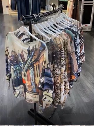 Perchero Metálico Negro Tienda Diseño moderno