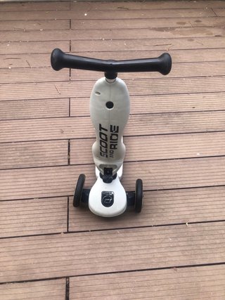 Patinete Scoot and Ride blanco