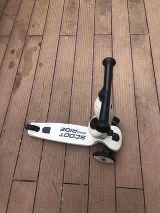 Patinete Scoot and Ride blanco