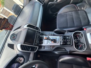 Porsche Cayenne 2013 GTS