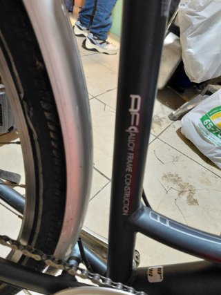 ​BicicletaUrbana Premium STEVENS Courier Alfine/