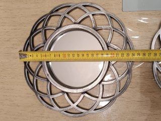Set di due specchi decorativi in argento
