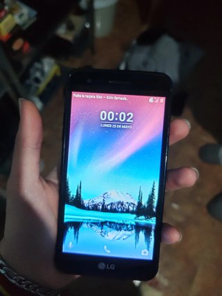 LG K4 (2017) Negro