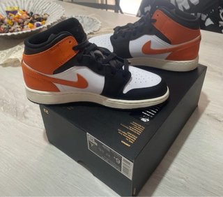 Scarpe Jordan Mid 1 Taglia 38.5