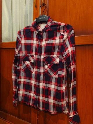 Camisa Bershka cuadros azul, rojo Talla S