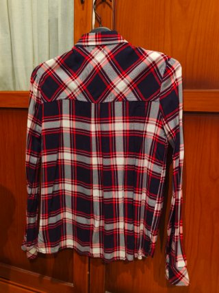Camisa Bershka cuadros azul, rojo Talla S