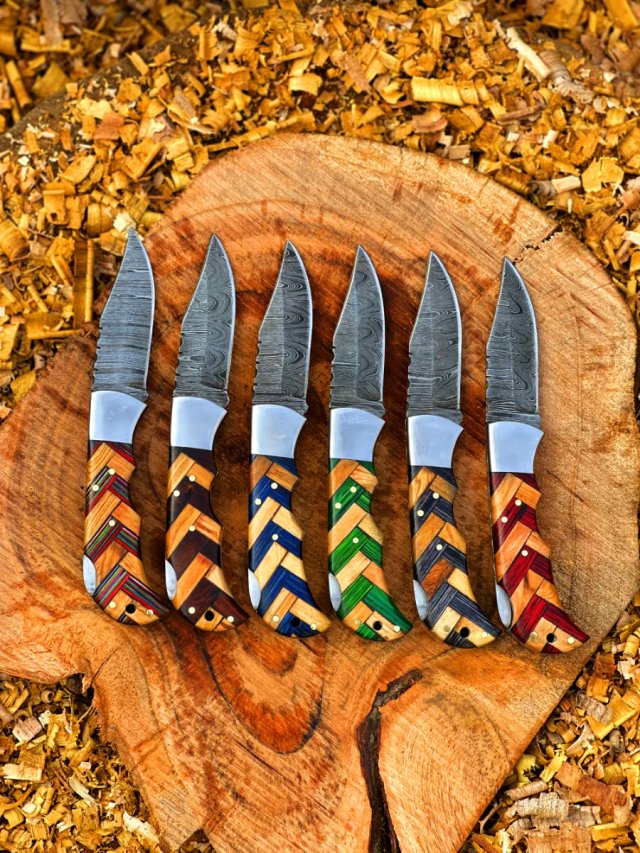 Cuchillo Damasco Artesanal Mango Madera 1 por 30€