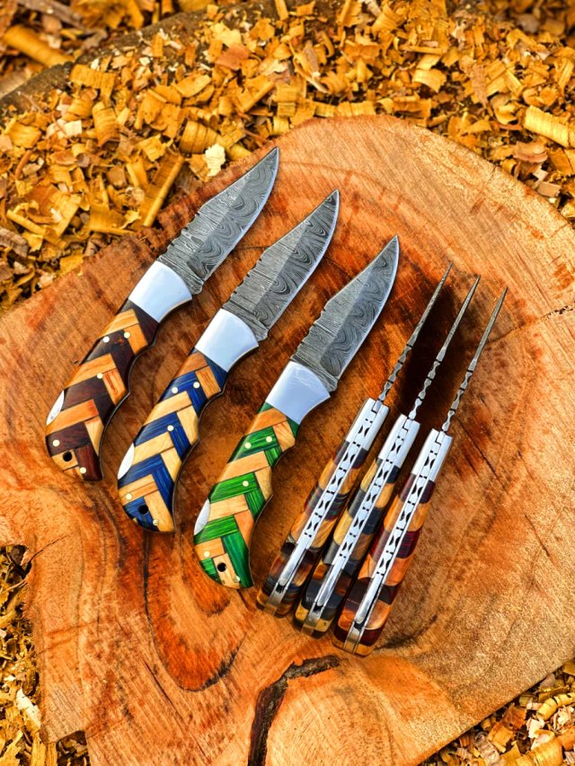 Cuchillo Damasco Artesanal Mango Madera 1 por 30€