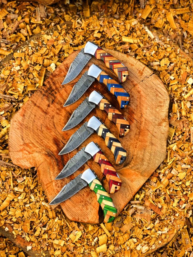 Cuchillo Damasco Artesanal Mango Madera 1 por 30€