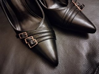 Décolleté nere con fibbie