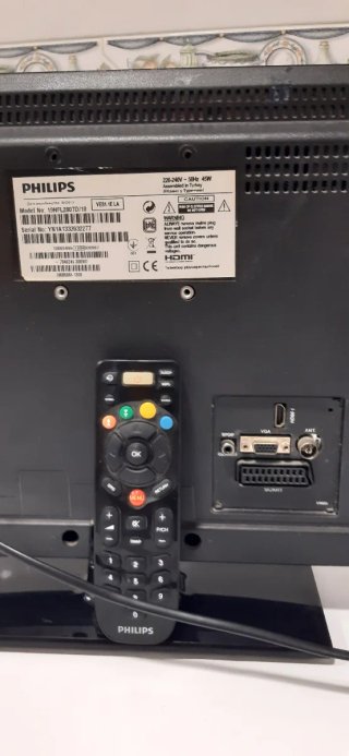 Televisor Philips 19HFL2807D/10