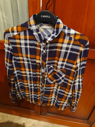 Camisa Bershka cuadros azul y naranja