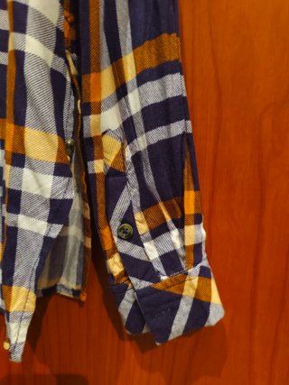 Camisa Bershka cuadros azul y naranja