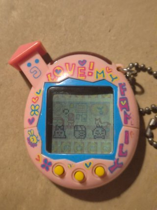 Tamagotchi Familitchi V5
