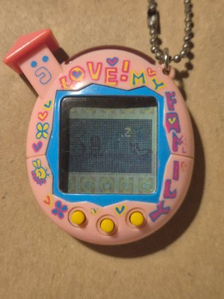Tamagotchi Familitchi V5
