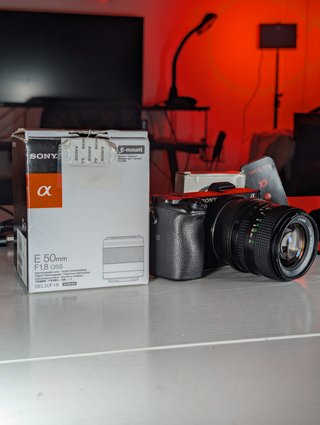 Sony Alpha A6000 + Objetivo Canon FD 50mm
