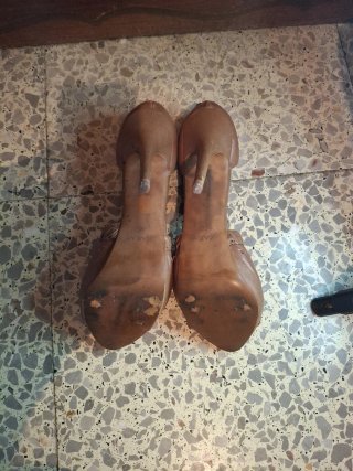 Sandalias de cuero T. 40
