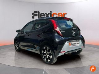 Toyota Aygo 1.0 70 x-play