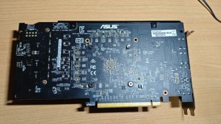 *Estropeada* Tarjeta Gráfica ASUS Radeon RX 580 4G