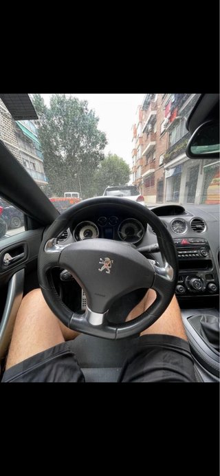 Peugeot RCZ