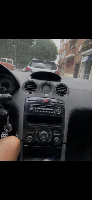 Peugeot RCZ