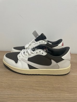Air Jordan 1 Low Travis Scott