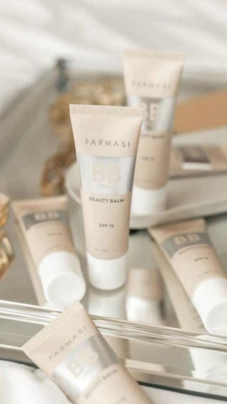 Farmasi Maquillaje Premium - 3 productos por 20€