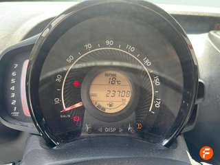 Toyota Aygo 1.0 70 x-play