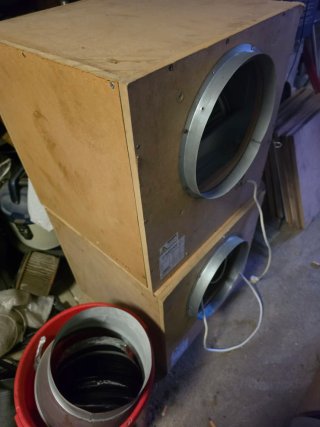 Isobox extractor intractor
