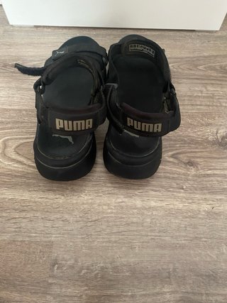 Sandalia Puma talla 36