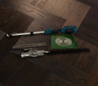 Motosega/Tagliasiepi Asta Telescopica