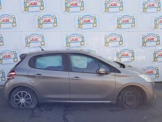Brazo suspensión inferior peugeot 208 1156780