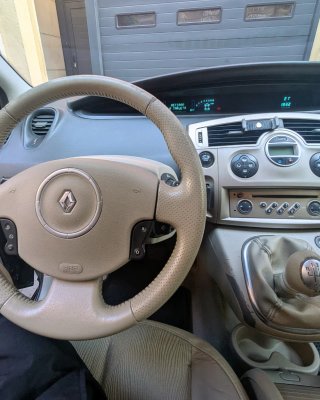 Renault Grand Scenic 1.6 110cv - Etiqueta C - ITV