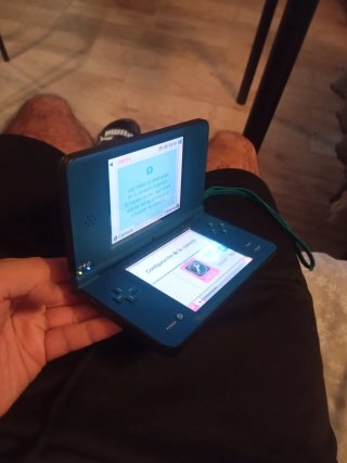 Nintendo DSi XL Azul