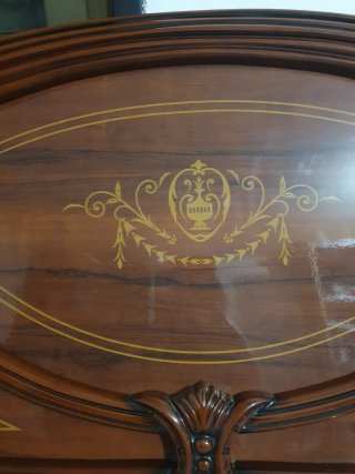 Cama Clásica Madera y Tela