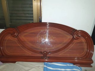 Cama Clásica Madera y Tela