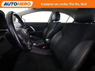 Toyota Avensis 2.0 D-4D Advance