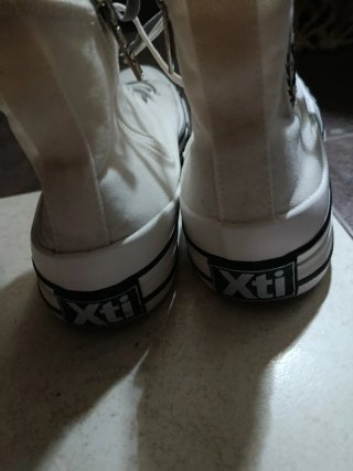 Zapatillas XTI Blancas Abotinadas Mujer