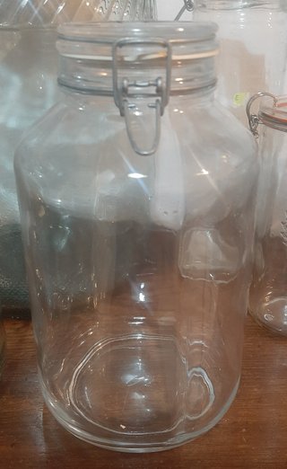 Lote 10 botes cristal herméticos uno de 24 litros