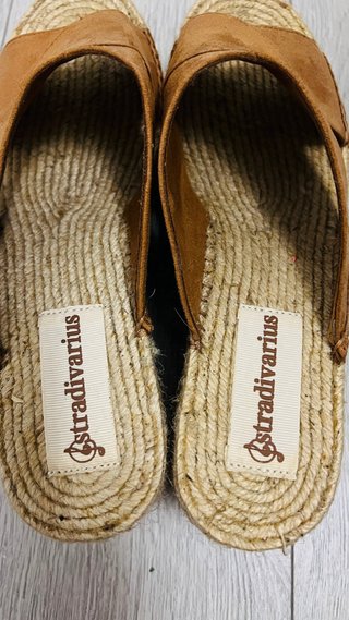 Sandalias Stradivarius Esparto Camel