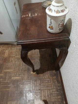 Mesita de madera para restaurar