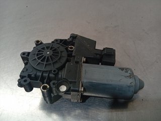 MOTOR ELEVALUNAS DELANTERO DERECHO AUDI A3 (8L) 1