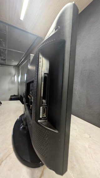 Samsung 19 pulgadas con HDMI y USB