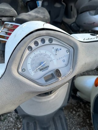 Piloto tras izq piaggio (vespa) 1740948 liberty