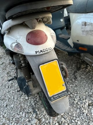 Piloto tras izq piaggio (vespa) 1740948 liberty