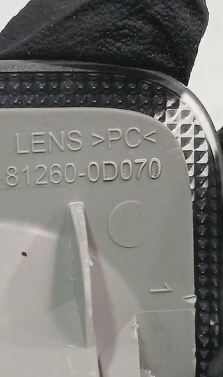 Luz toyota 812600d070 yaris 1.5 (nsp131_) 183027
