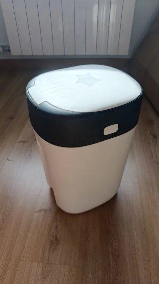 Papelera para pañales