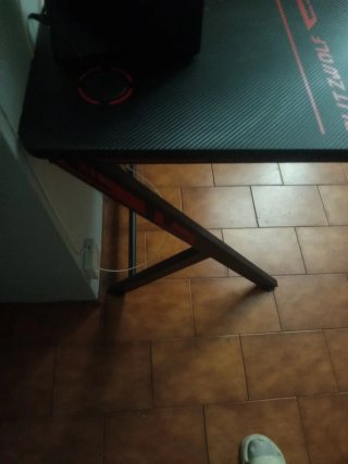 Mesa Gaming Blitzwolf Negra