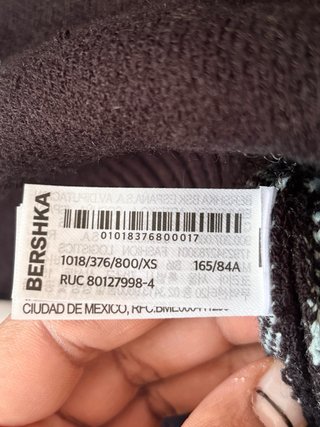 Jersey Bershka Negro y Azul