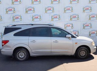 Ssangyong 1151827 brazo suspensión inferior rodius
